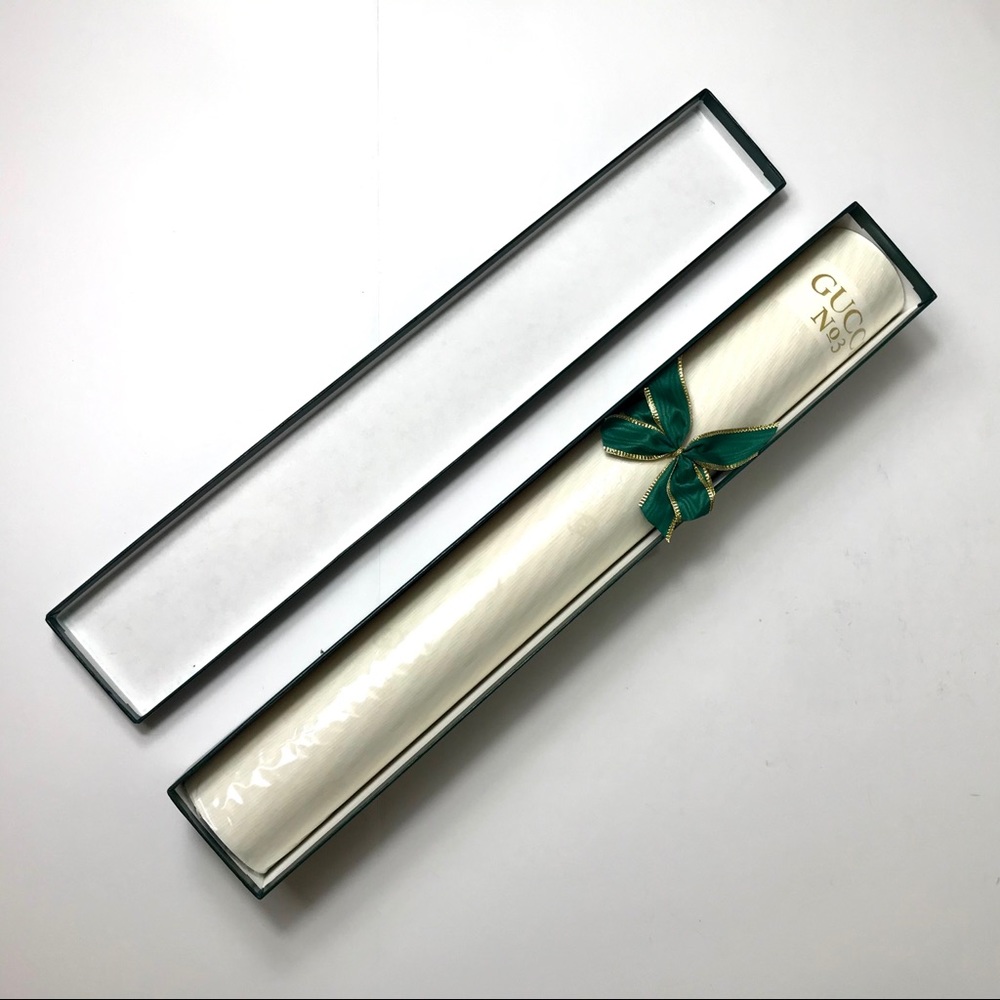 Vintage Gucci No 3 Fragrant Drawer Liner 6 Count